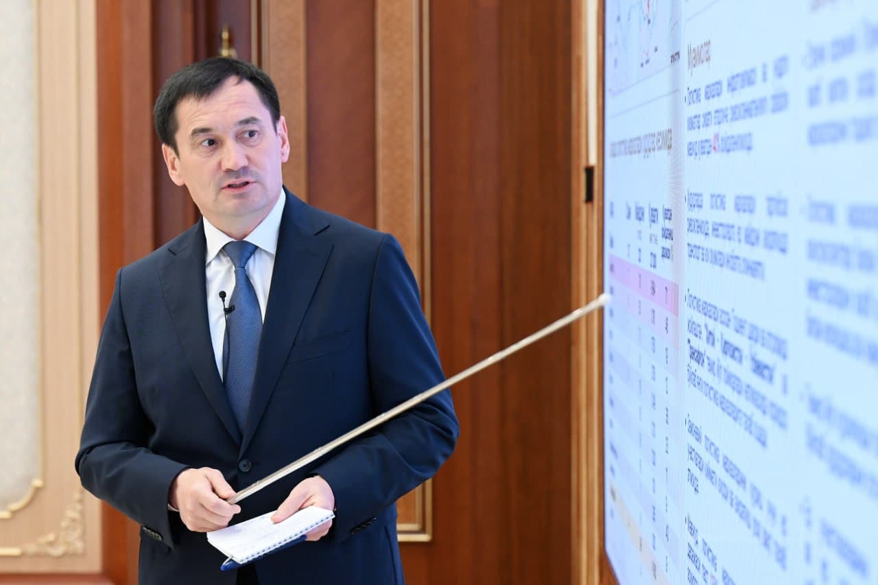 Proposals for developing the transportation and logistics system reviewed