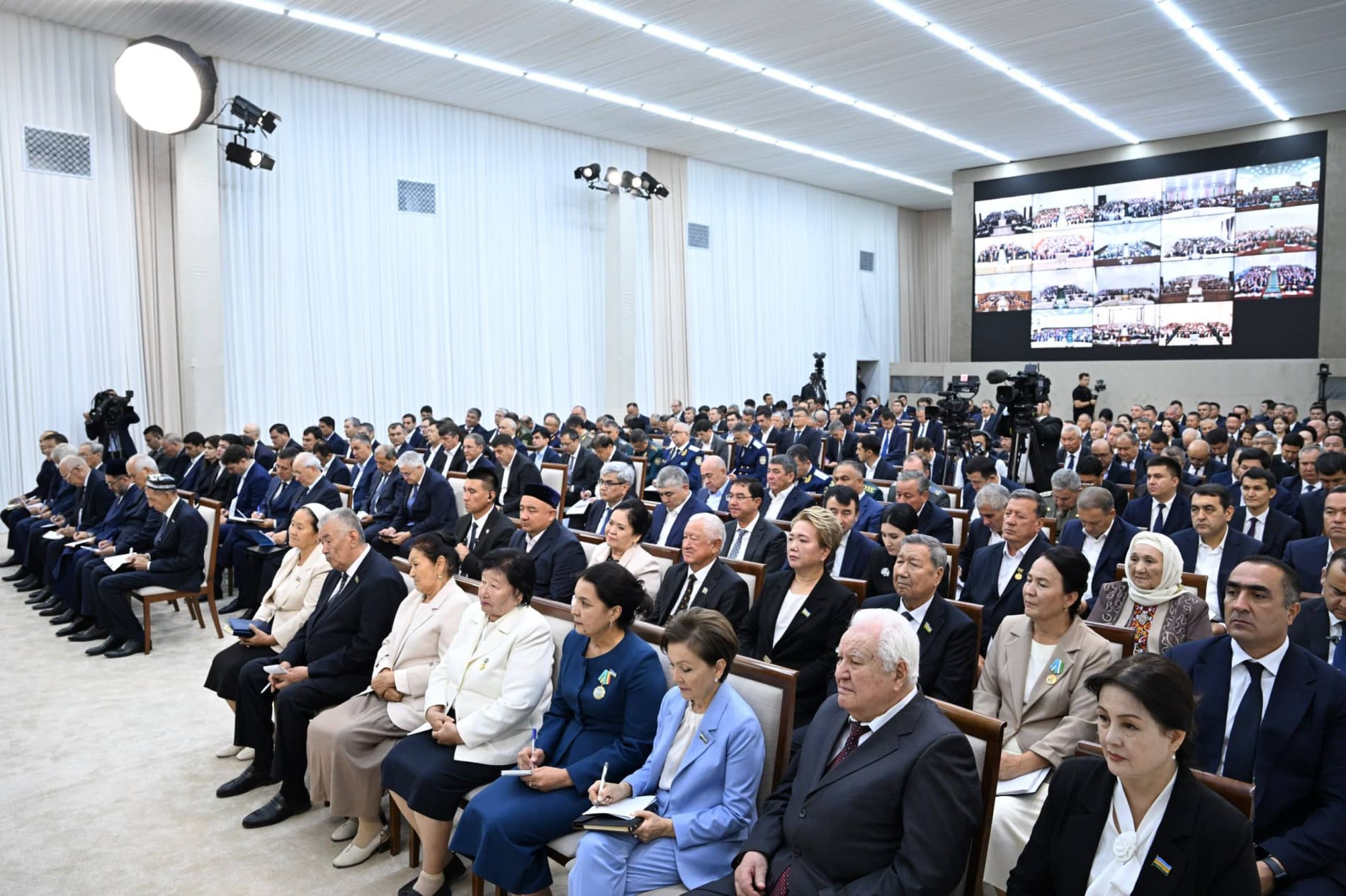 Определены новые задачи по развитию Каракалпакстана и повышению благосостояния населения